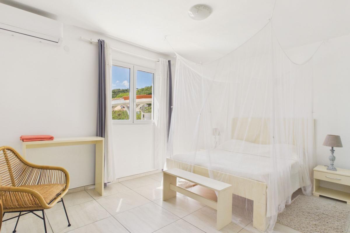 Location sainte luce 10 personnes 5 chambres -étage chambre 1